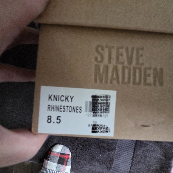 NWB Steve Madden Knicky Rhinestone Sandal Size 8.5 - Picture 4 of 7